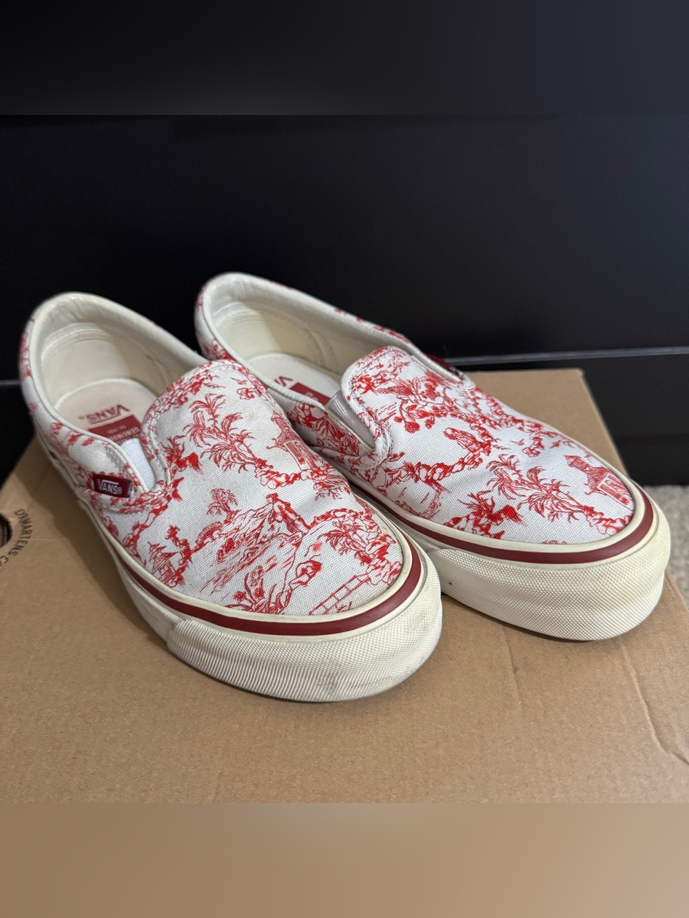 Vans x Opening Ceremony 2018 Slip On LX 'Porcelain' in Red 6.5W / 5M